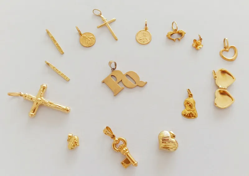 It's Complicated: How to Finally Figure Out Which Jewelry Pieces Deserve to Stay